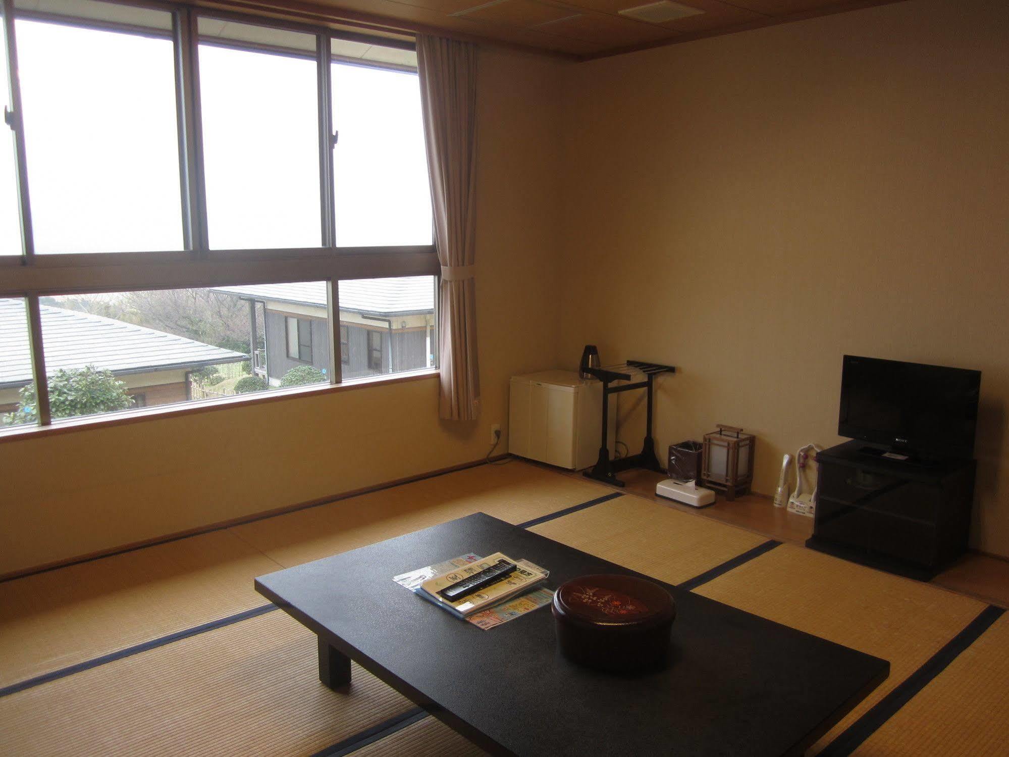 Hotel Kokuminshukusha Hadomisaki Karatsu Esterno foto